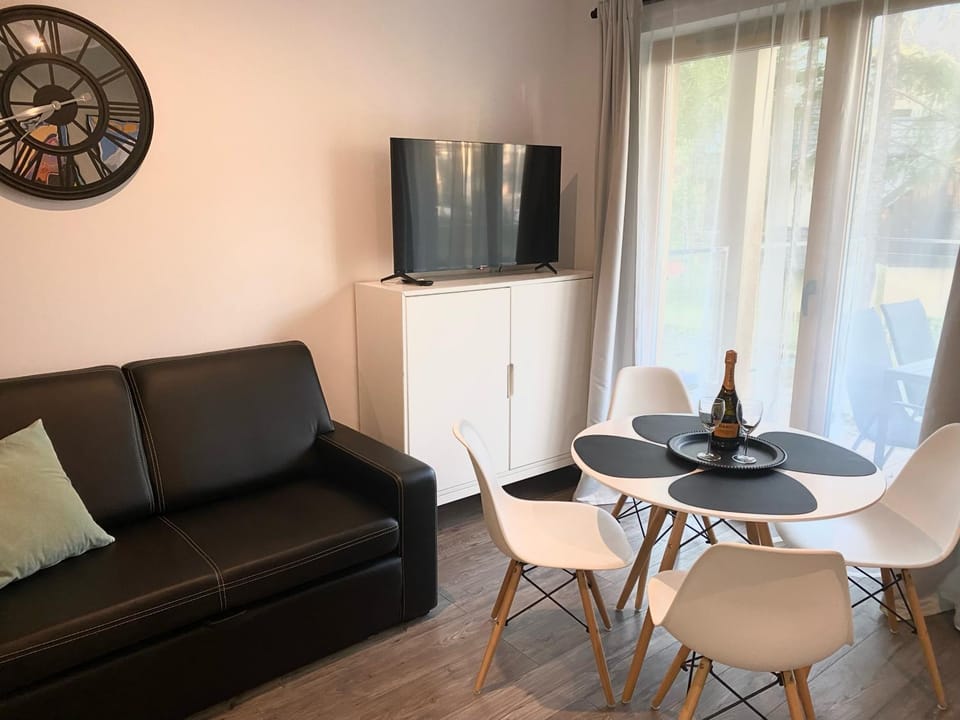 Apartament FORESTA Apartment in Lower Silesian Voivodeship