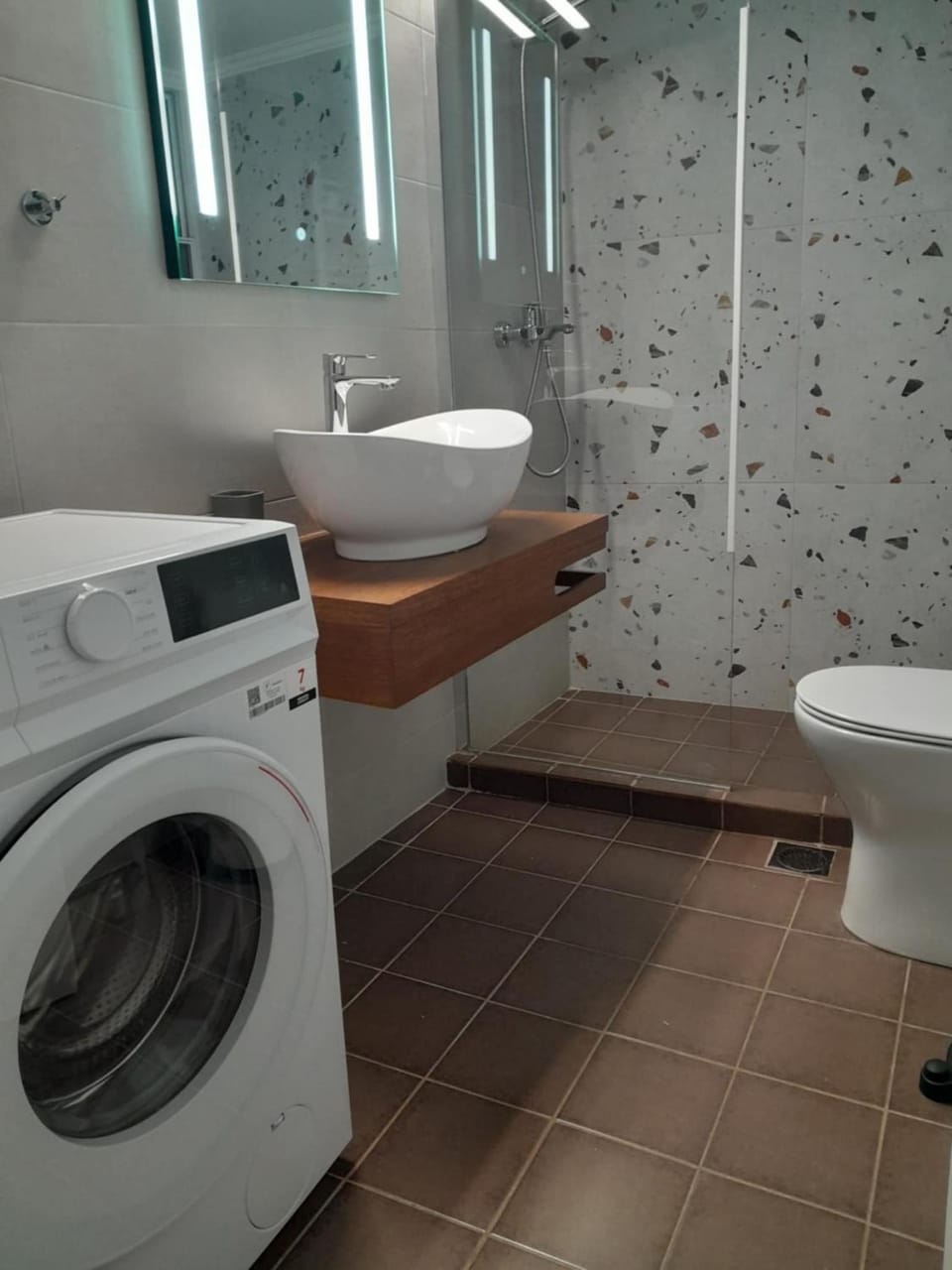 washing machine, washing machine