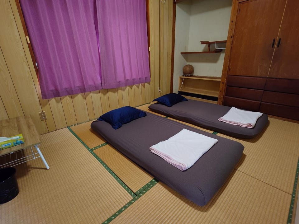 民宿ちねん Bed and Breakfast in Okinawa Prefecture