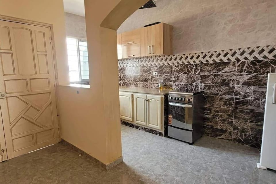 Kitchen or kitchenette, pet friendly, stove