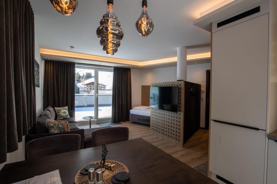 Winter, View (from property/room), Balcony/Terrace, Living room, Dining area, furniture