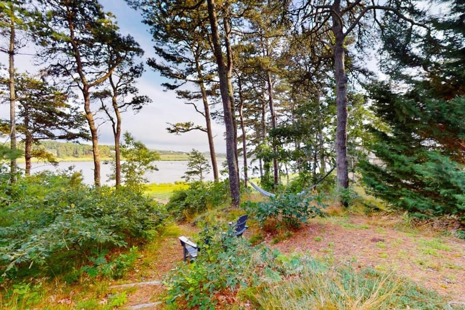 Drummers Cove Gem House in Wellfleet