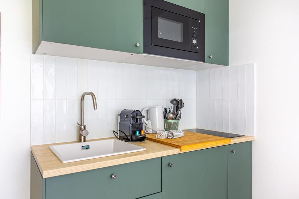Lavie Maison Equipped Studio Apartment in Bordeaux