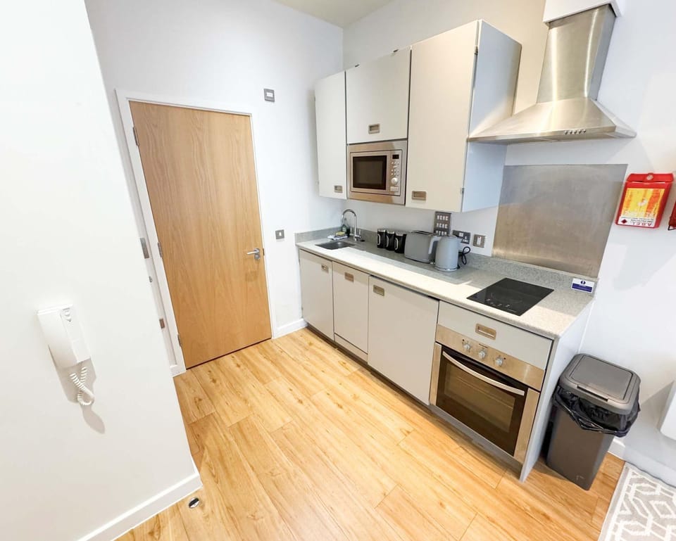 Harford House Studios 16 - Hopewell Apartment in Bristol