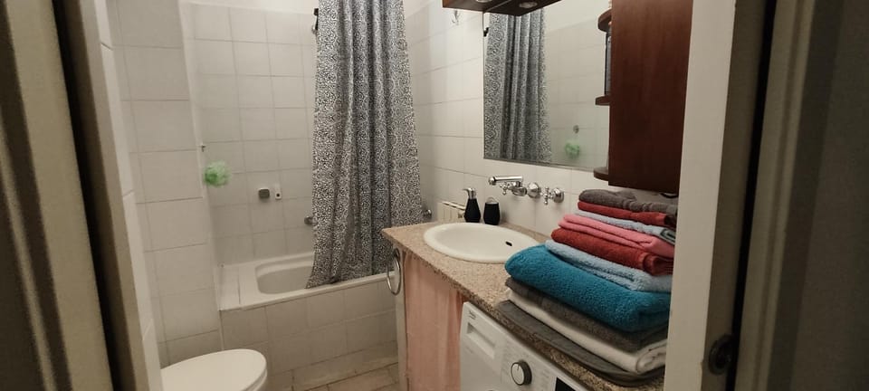 Bathroom, Bath