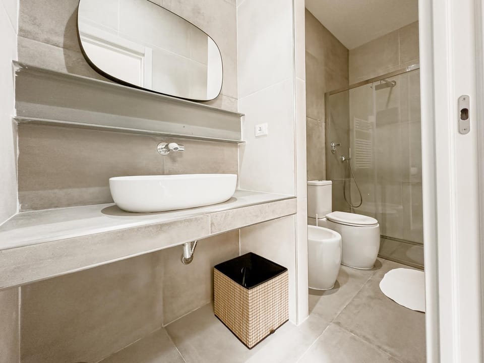 Shower, Toilet, Bathroom, bidet
