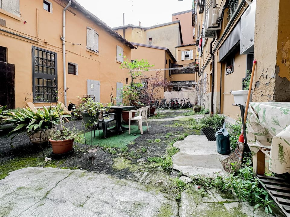 Property building, Patio