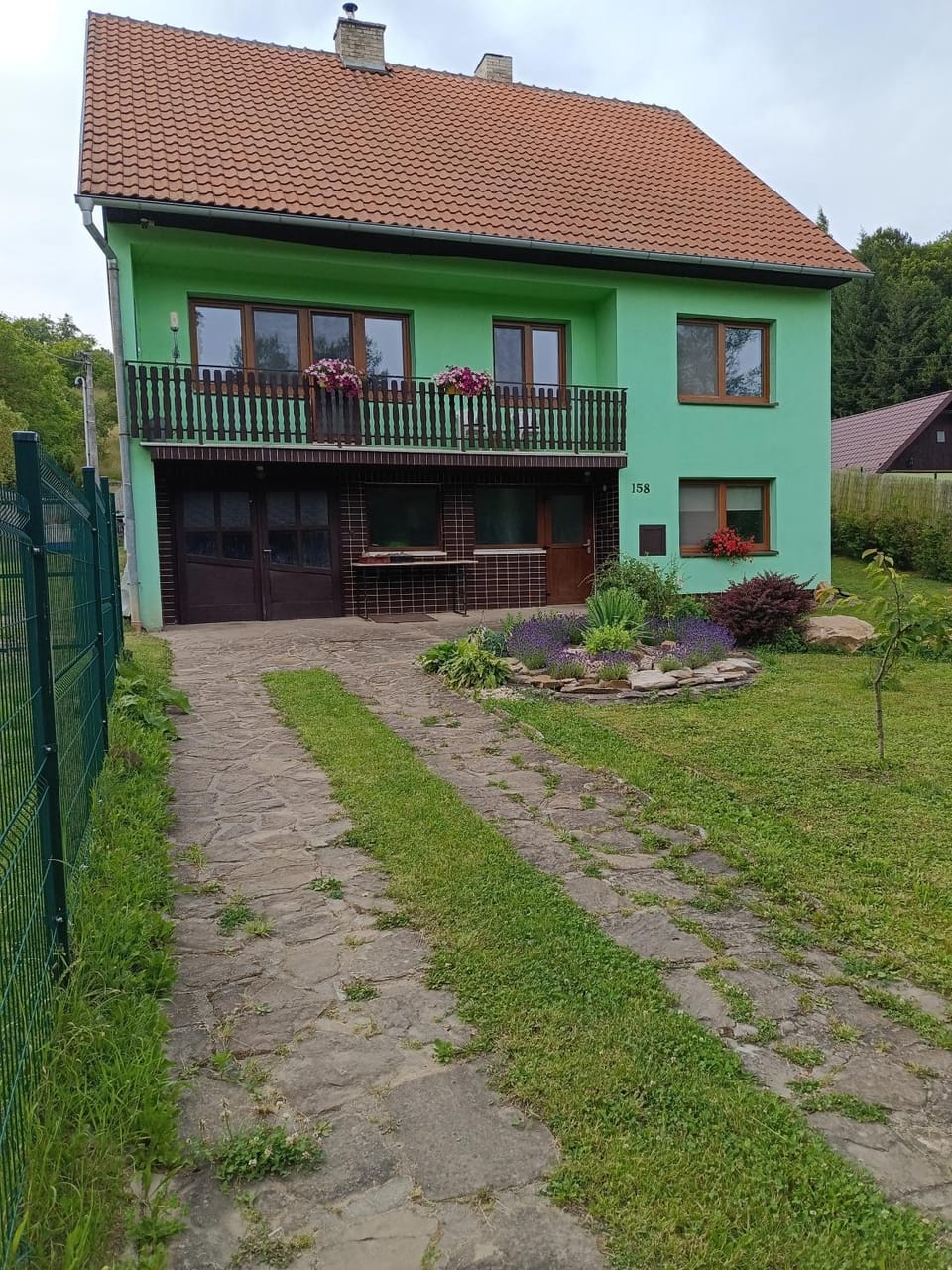 Property building, Spring, Day, Garden, Garden view