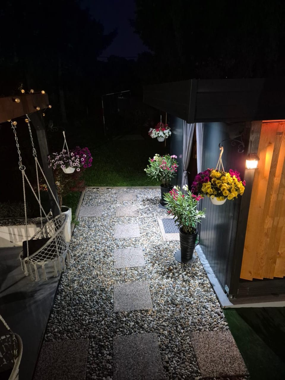 Night, Garden, Spa and wellness centre/facilities
