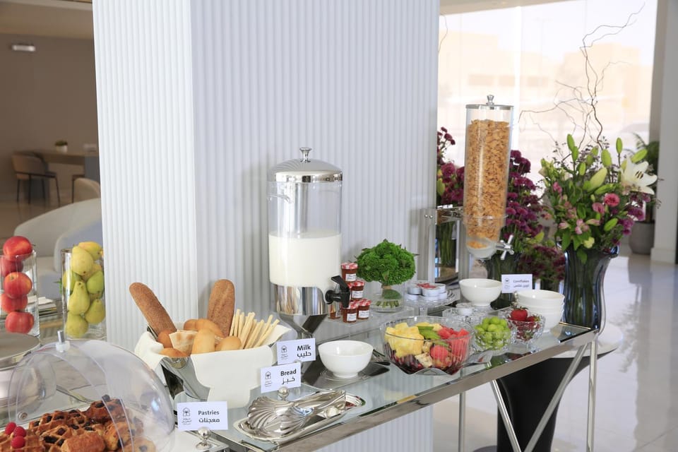 Breakfast, Continental breakfast, Buffet breakfast