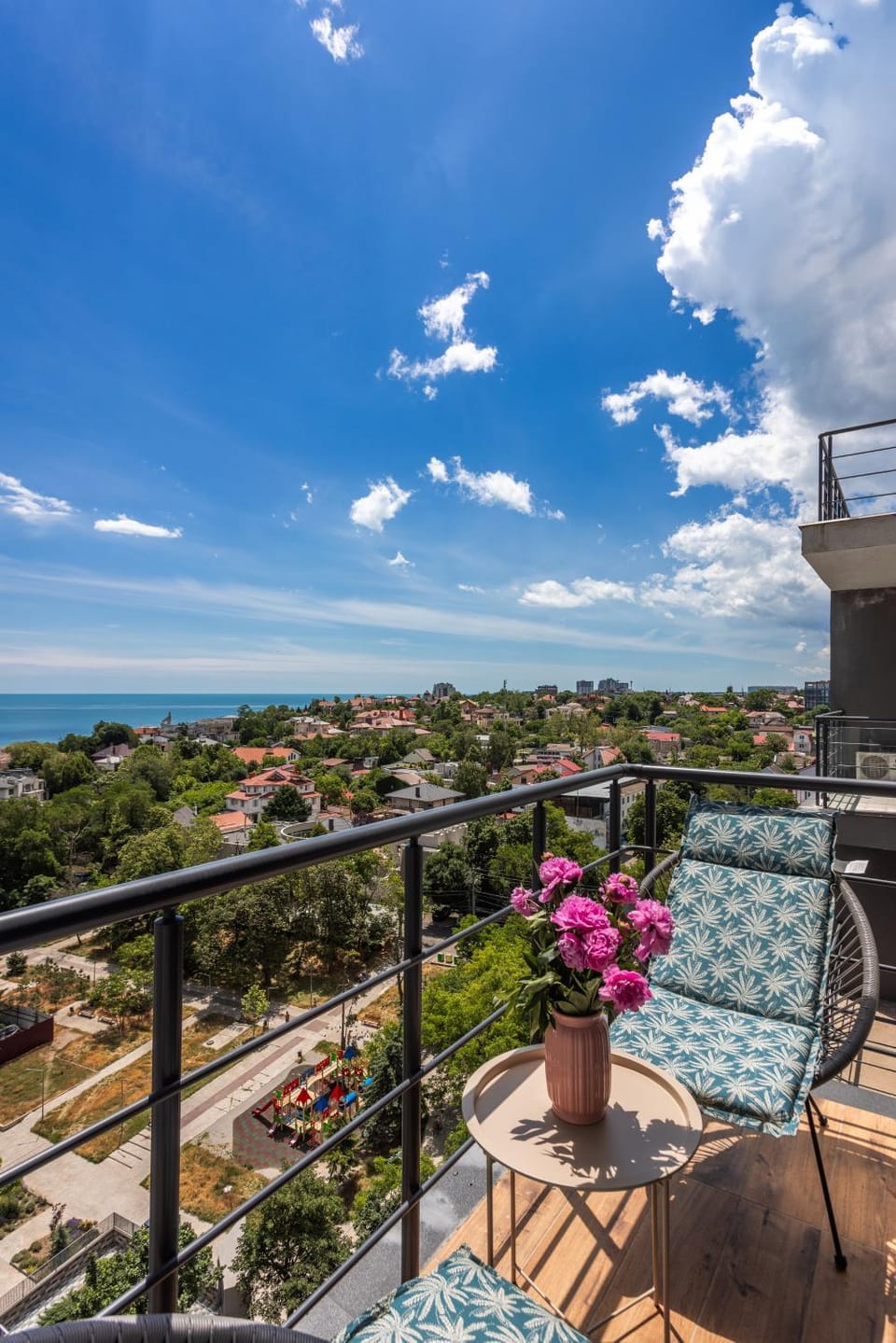 Platinum sea view Apartment in Odessa