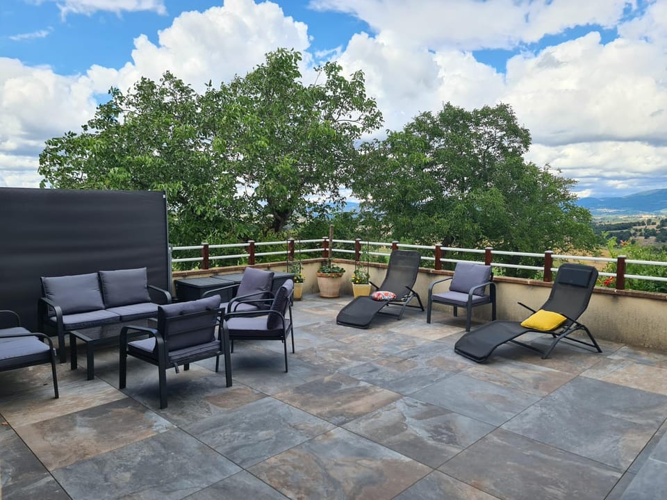 Natural landscape, View (from property/room), Balcony/Terrace, Balcony/Terrace, Mountain view, sunbed