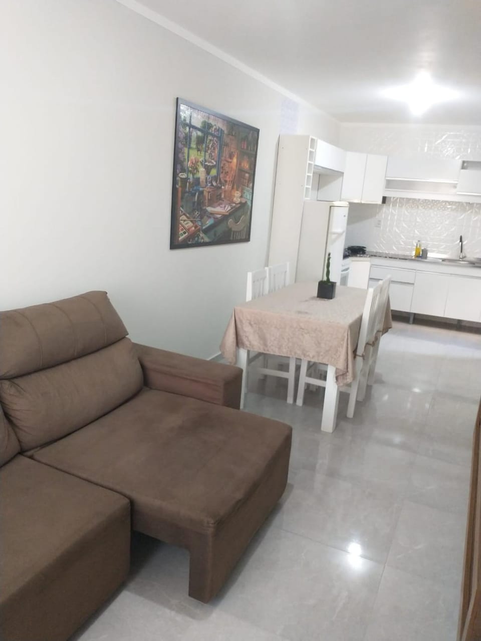 Seating area, Dining area
