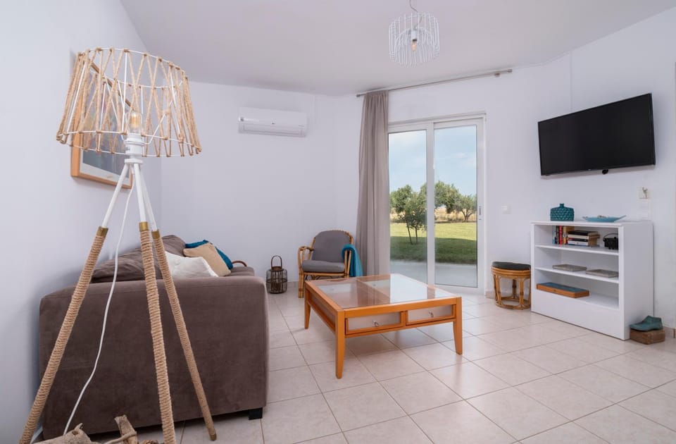 Einalia Holiday Homes by the Beach House in Decentralized Administration of the Aegean