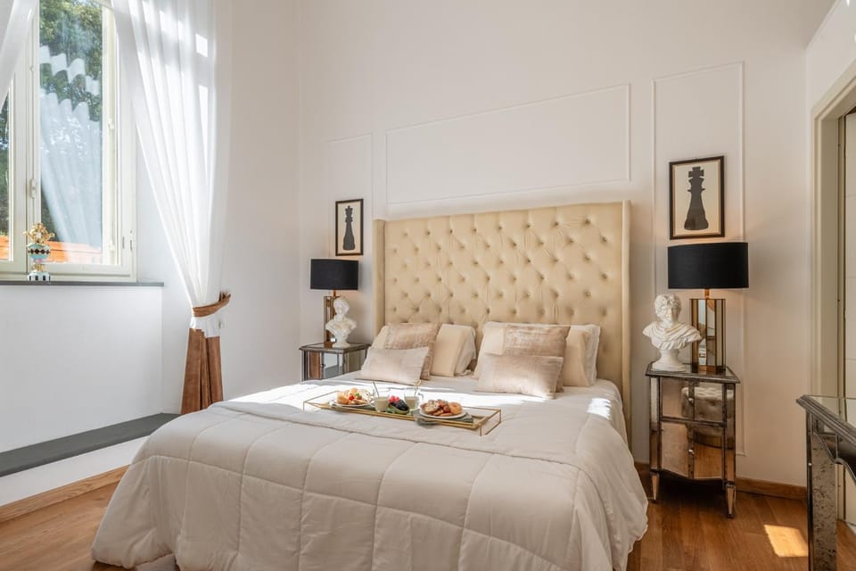 Living room, Bedroom