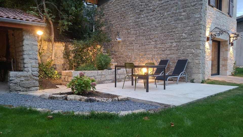 2 Gites dans les remparts à Dun sur Meuse House in Grand Est