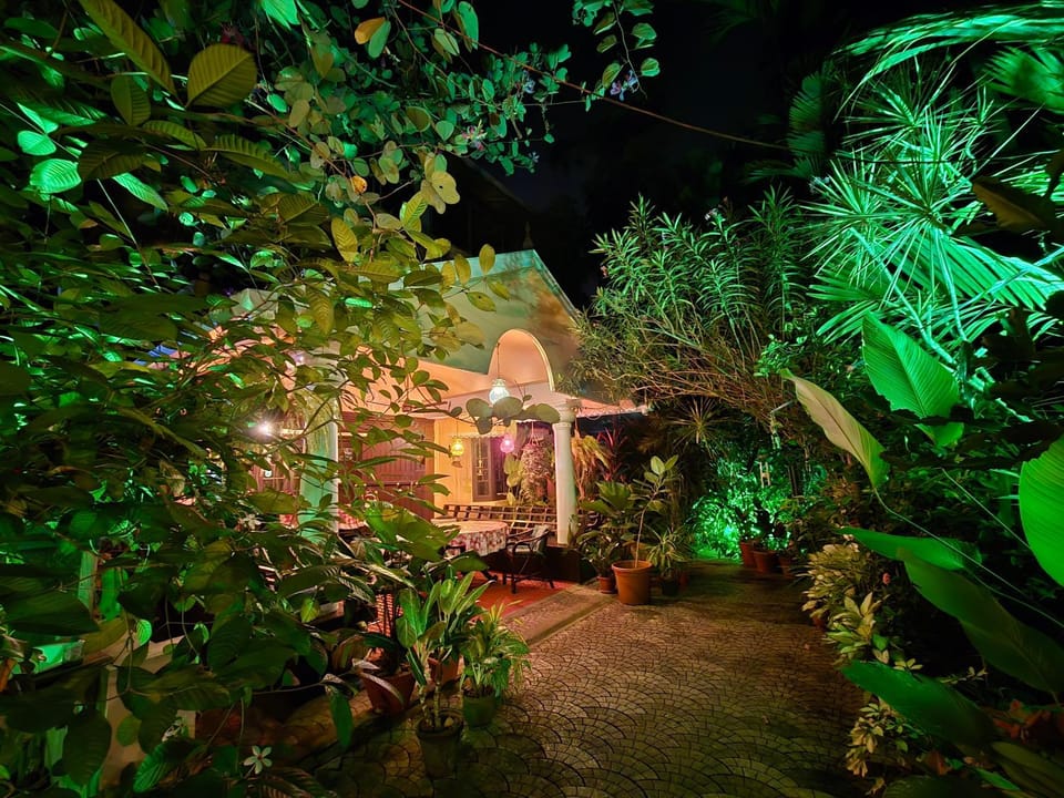 Property building, Facade/entrance, Night