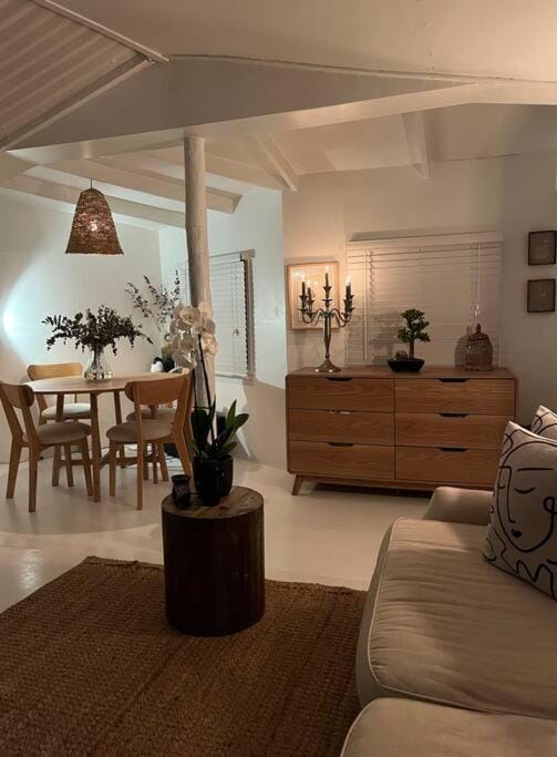 Tree Cottage, Kommetjie Apartment in Cape Town