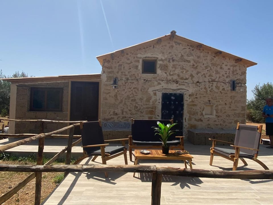 Lovely Country House Villa in Sicily