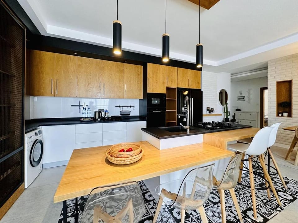 Luxury Four Bedroom Penthouse in Caesar Resort & SPA, Long Beach Apartment in Famagusta District