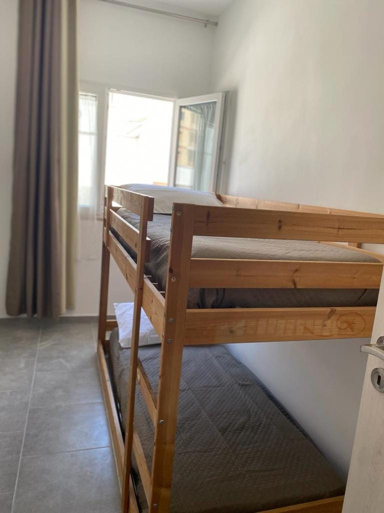 Photo of the whole room, Bedroom, bunk bed