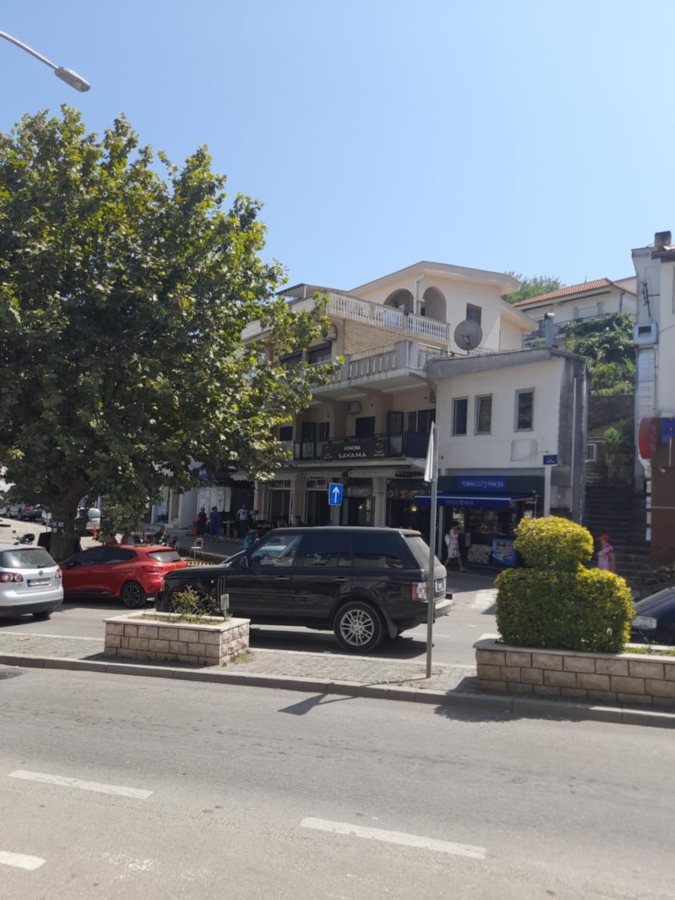 Property building, Day, Location