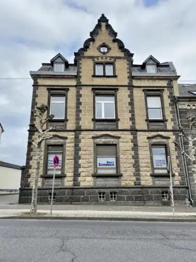Property building, Day