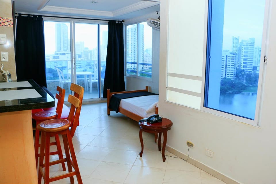 Apartment 1C11 Near The Sea With Pool Apartment in Cartagena