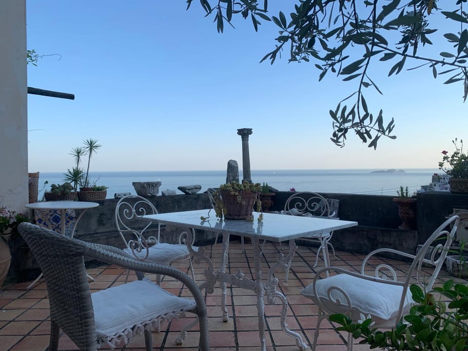 View (from property/room), Balcony/Terrace