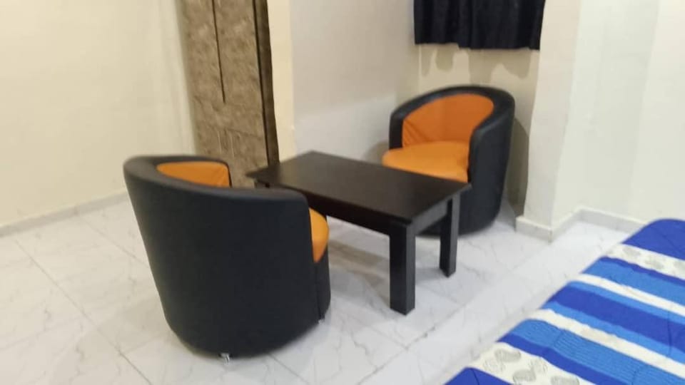 JEFFOSA Hotel & Suites Capsule hotel in Lagos