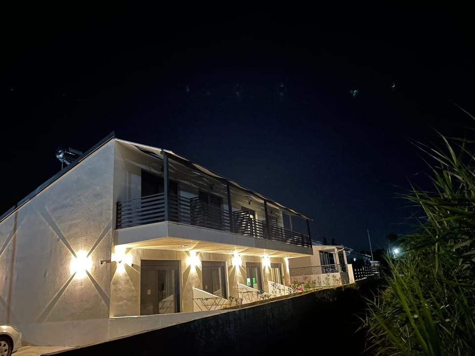 MALUX Aegean Maisonettes Apartment in Halkidiki