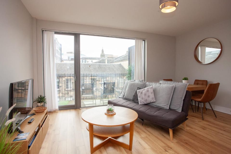 1 Bedroom Flat in the Heart of Merchant City Apartment in Glasgow