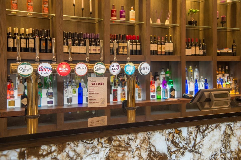 Lounge or bar