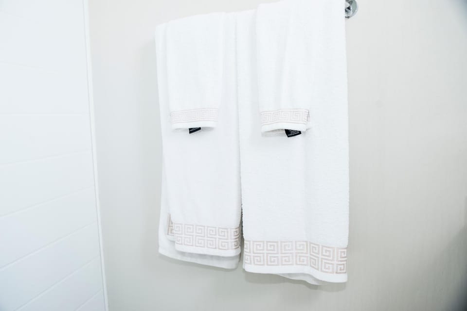 Bathroom, towels