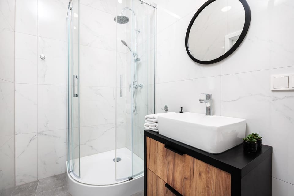 Shower, Bathroom, towels