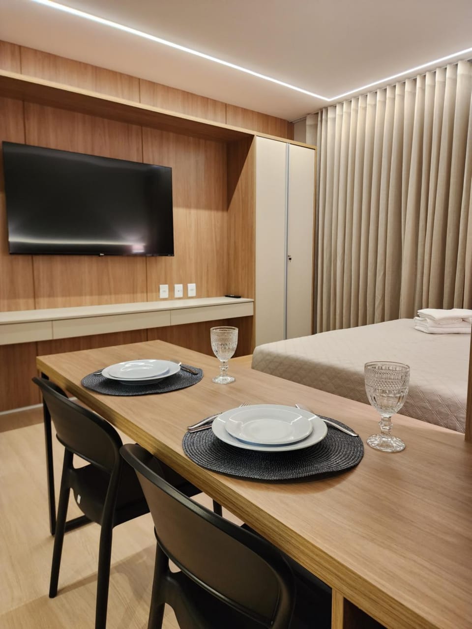 TV and multimedia, Dining area