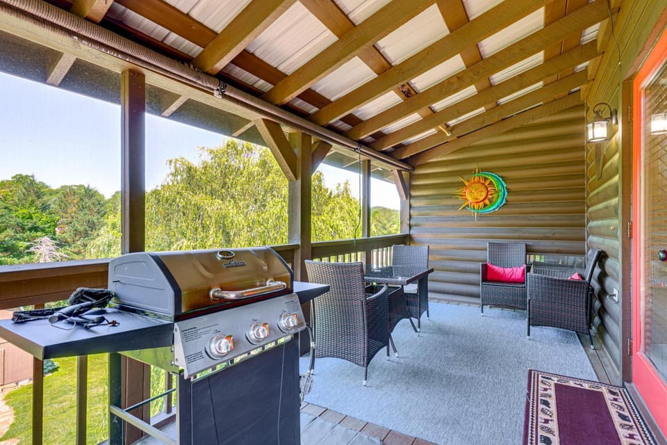 Views, Fire Pit + Game Room: Smoky Mountain Cabin Cabin in Sevier County