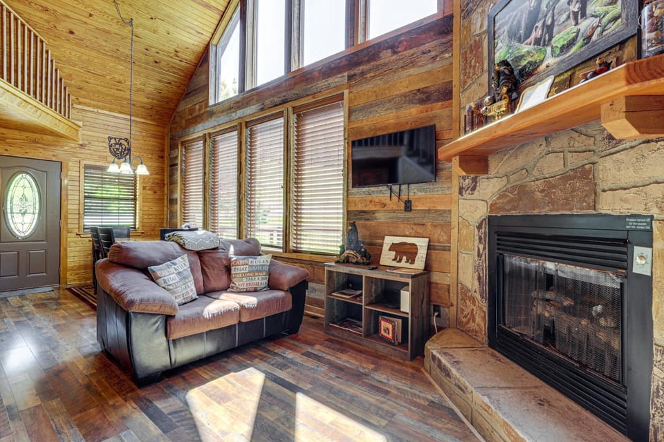 Views, Fire Pit + Game Room: Smoky Mountain Cabin Cabin in Sevier County