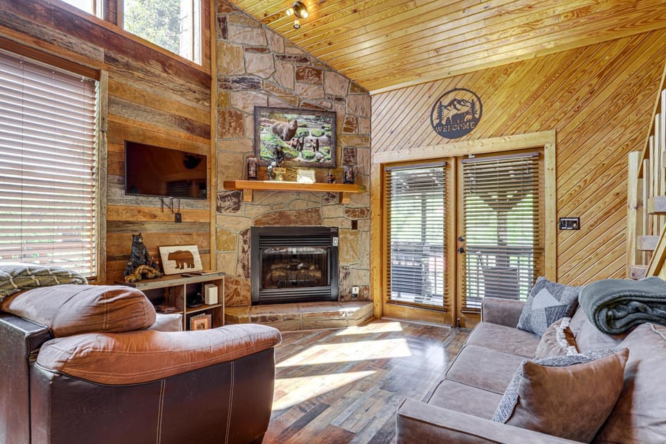 Views, Fire Pit + Game Room: Smoky Mountain Cabin Cabin in Sevier County