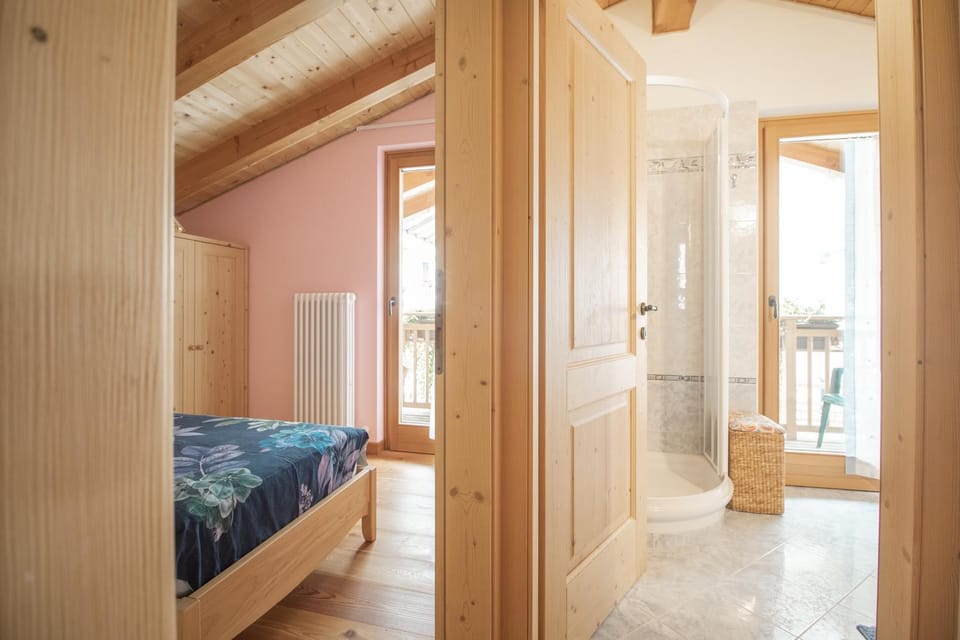 Bed, Bathroom, Bedroom