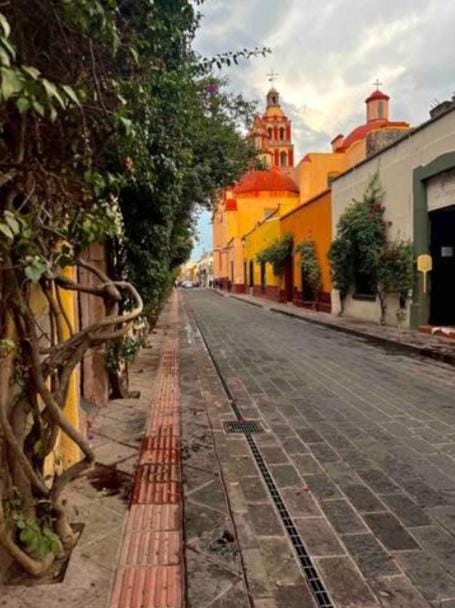 The stones house in the Historic Downtown House in Santiago de Queretaro