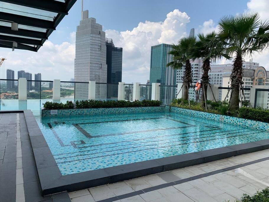 The Rixx Amazing Apartment in D1/bathtub/pool/gym Apartment in Ho Chi Minh City