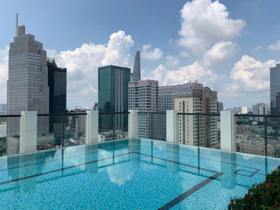 The Rixx Amazing Apartment in D1/bathtub/pool/gym Apartment in Ho Chi Minh City