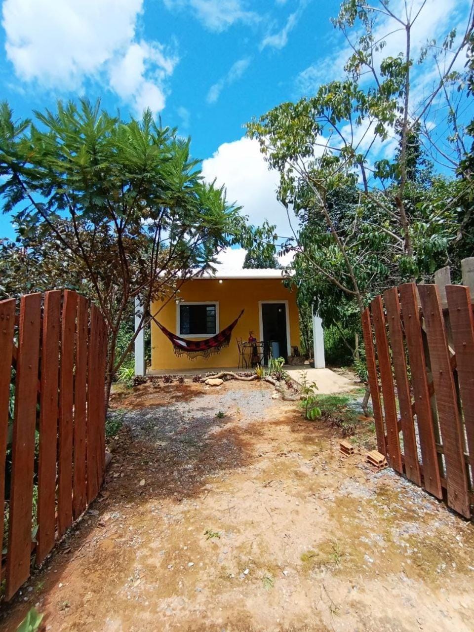 Property building, Facade/entrance, Garden view