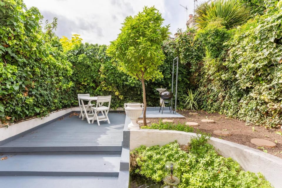 Property building, Garden, Garden view