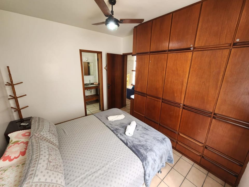 C165 Lindo apto, 200m do mar, no centro de Canas Apartment in Florianopolis
