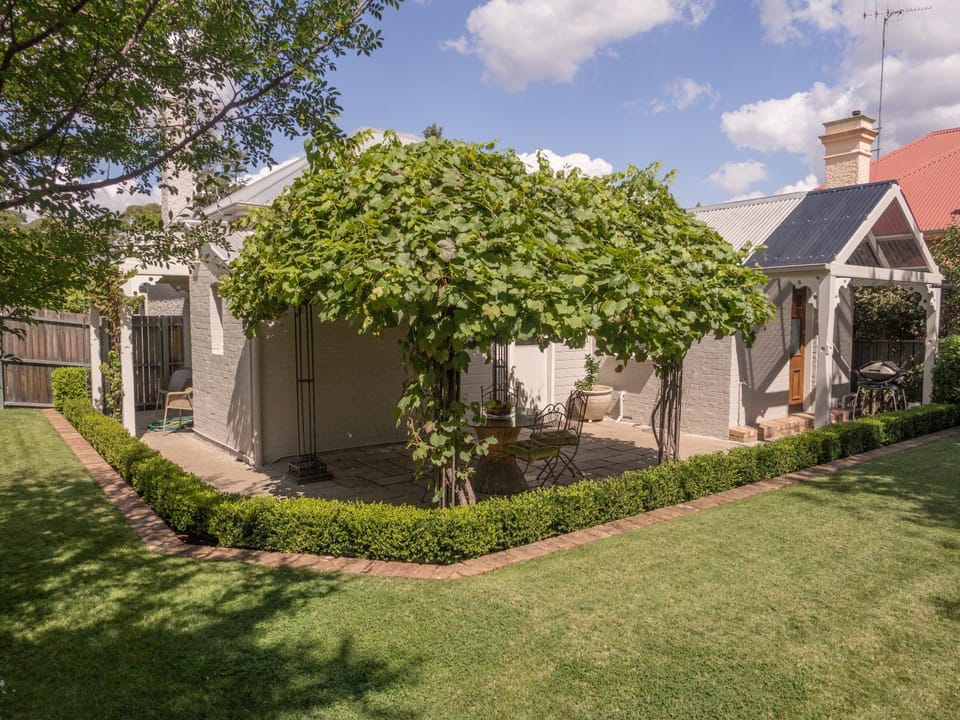 Patio, Garden