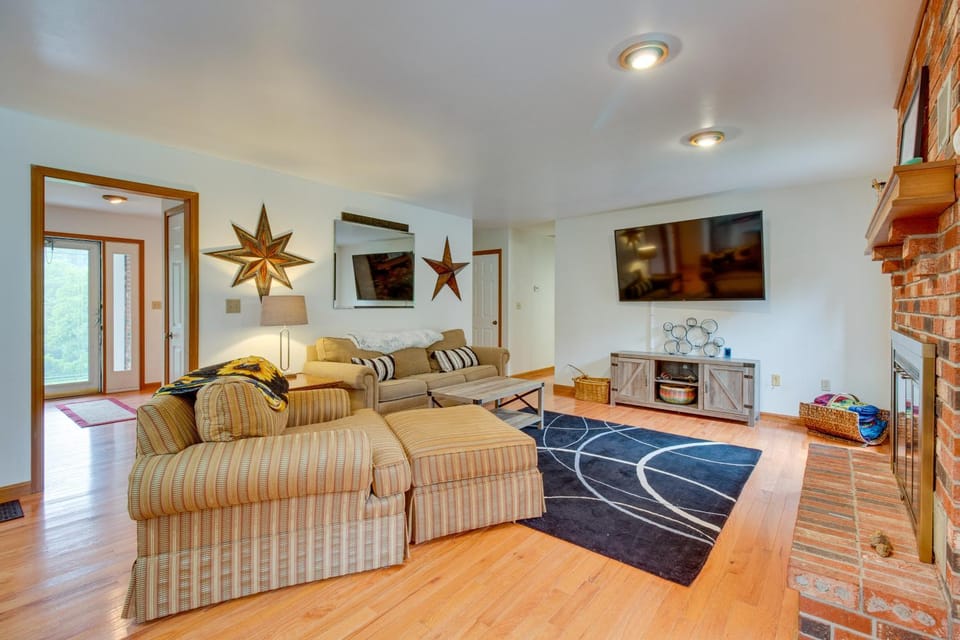 Pet-Friendly Union Vacation Rental with Pool! House in Indiana