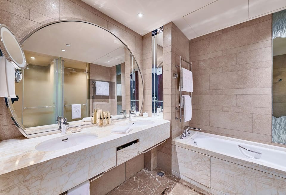 Bathroom, Photo of the whole room, On site