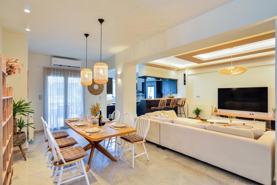 TV and multimedia, Living room, Seating area